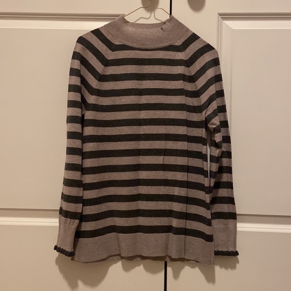 Loft Sweater - Picture 2 of 6